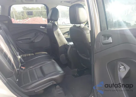 2017 Ford Escape Titanium из США, поврежденный, VIN 1FMCU9JDXHUC83742